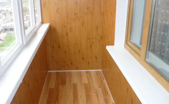 Утепление балкона с отделкой под ключ Утепление балкона с отделкой под ключ